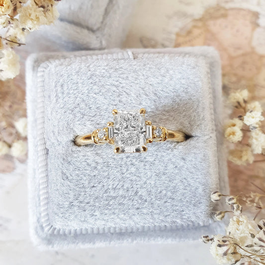 1 CT Radiant Cluster Lab-Grown Diamond Engagement Ring – Dazzling Brilliance & Modern Elegance.