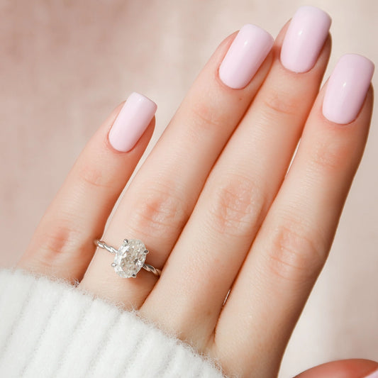2.0 CT Oval Twisted Band & Hidden Halo Moissanite Engagement Ring.