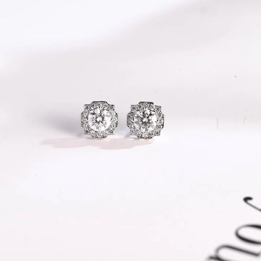 0.70 TCW Round Cut Moissanite Halo Stud Earrings in Gold