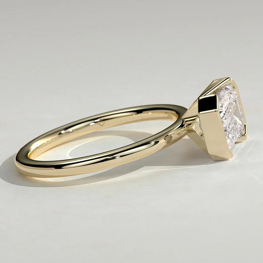 2 CT Emerald Solitaire Lab Grown Diamond Engagement Ring.